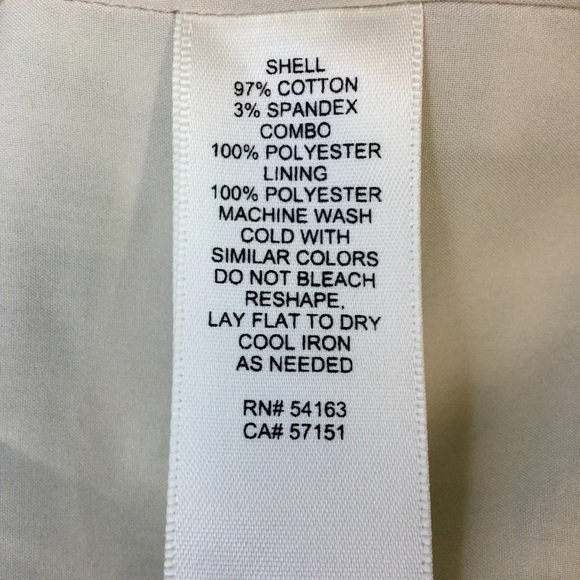 Eliza J Sleeveless Floral Shift Dress - Picture 7 of 7